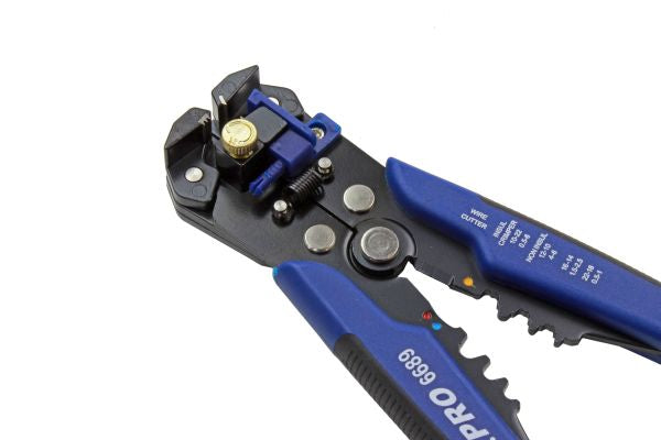 Automatic wire insulation stripper multifunction tool US6689